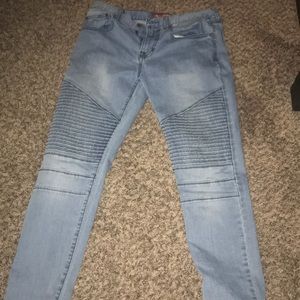 Moto Jeans